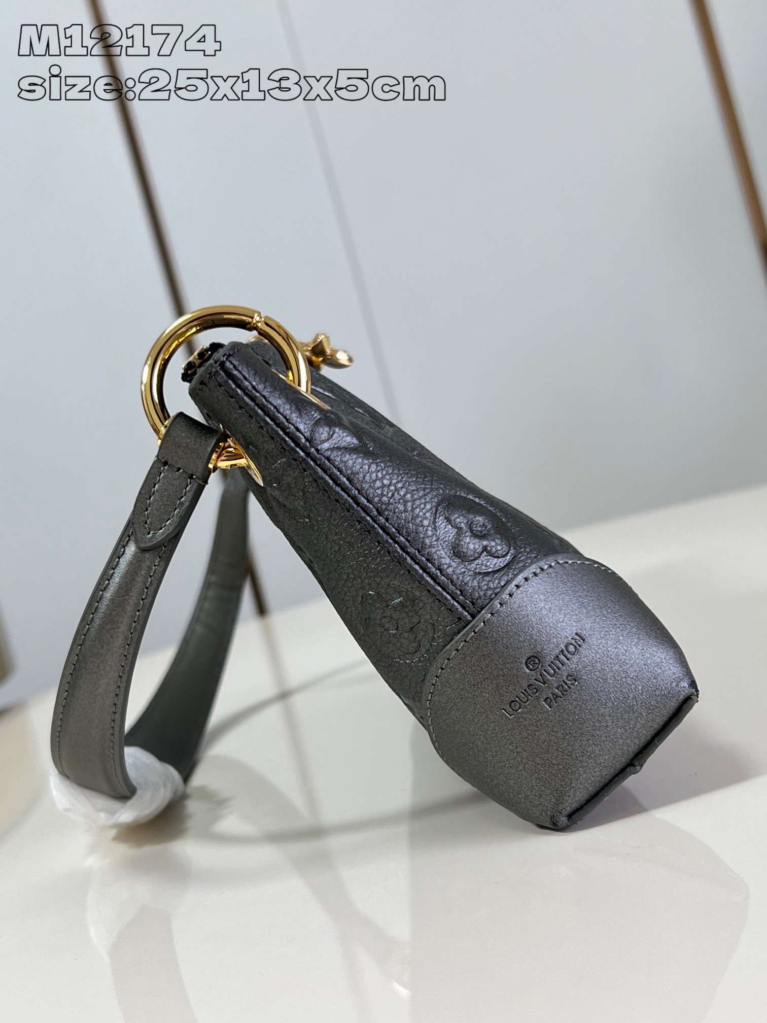 LV M12174 - Image 5