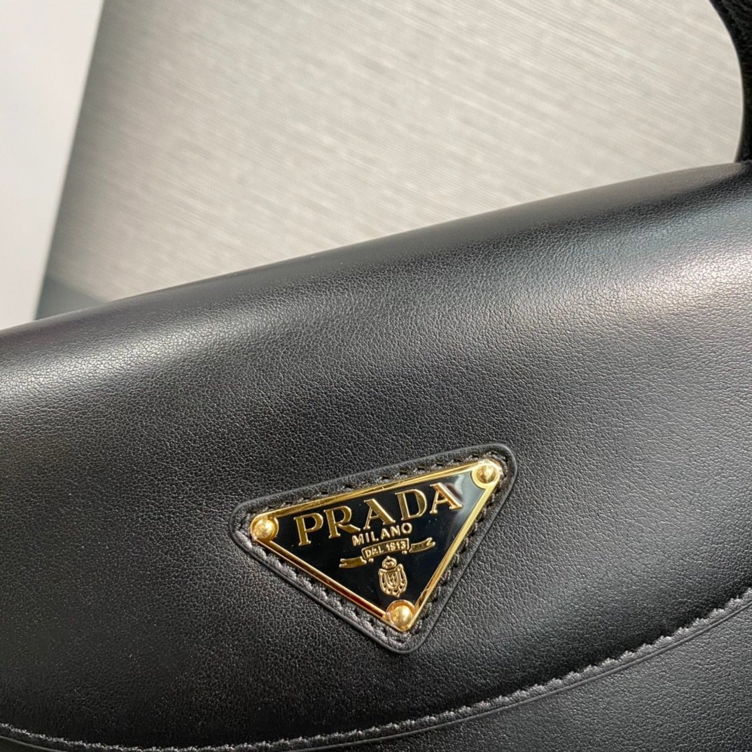 Prada Bag - Image 4