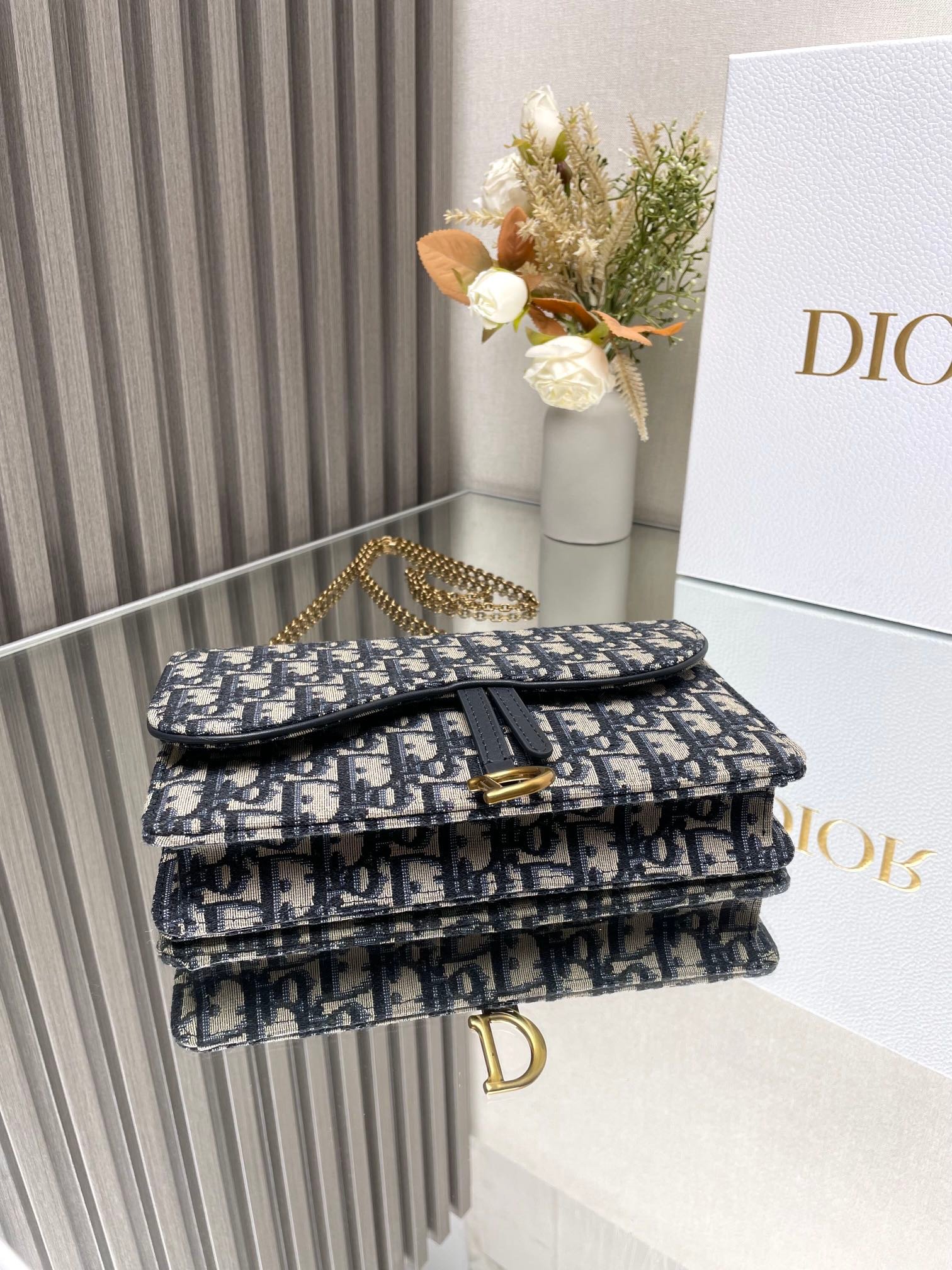 DIOR - Image 5