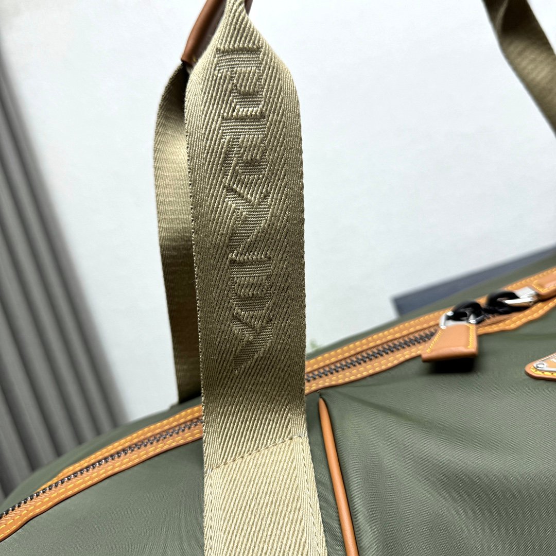 Prada Bag - Image 5