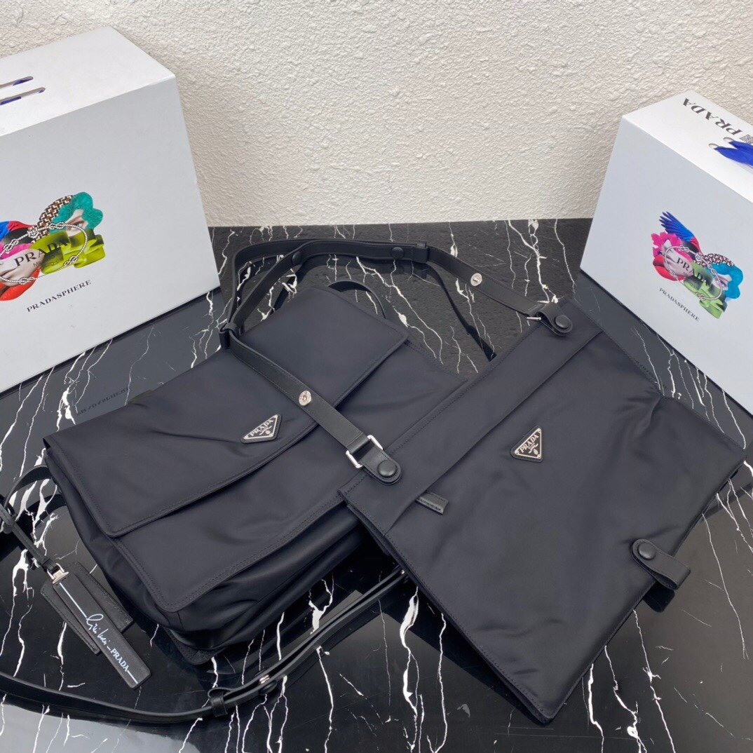 Prada Bag - Image 5
