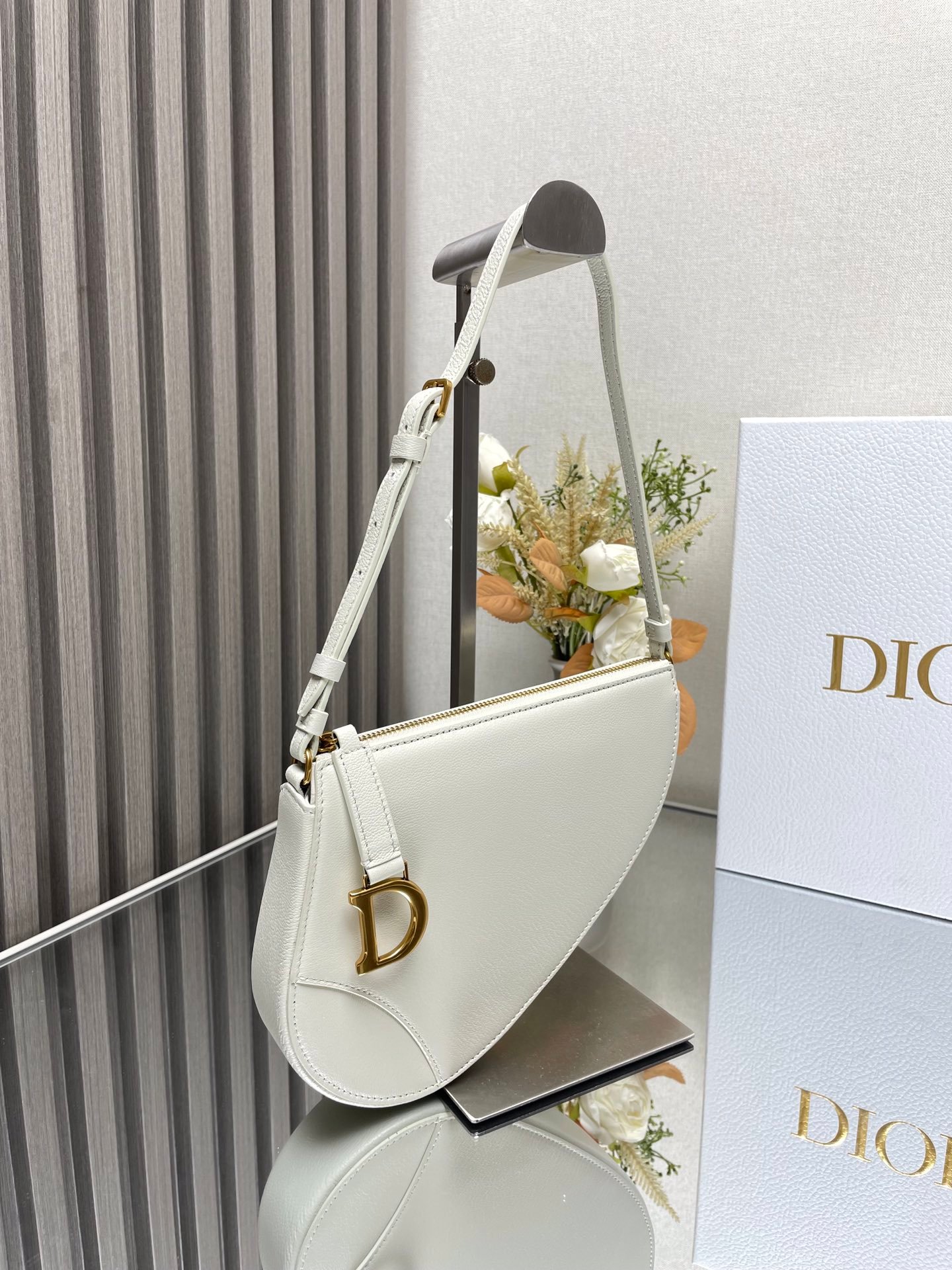 DIOR - Image 5
