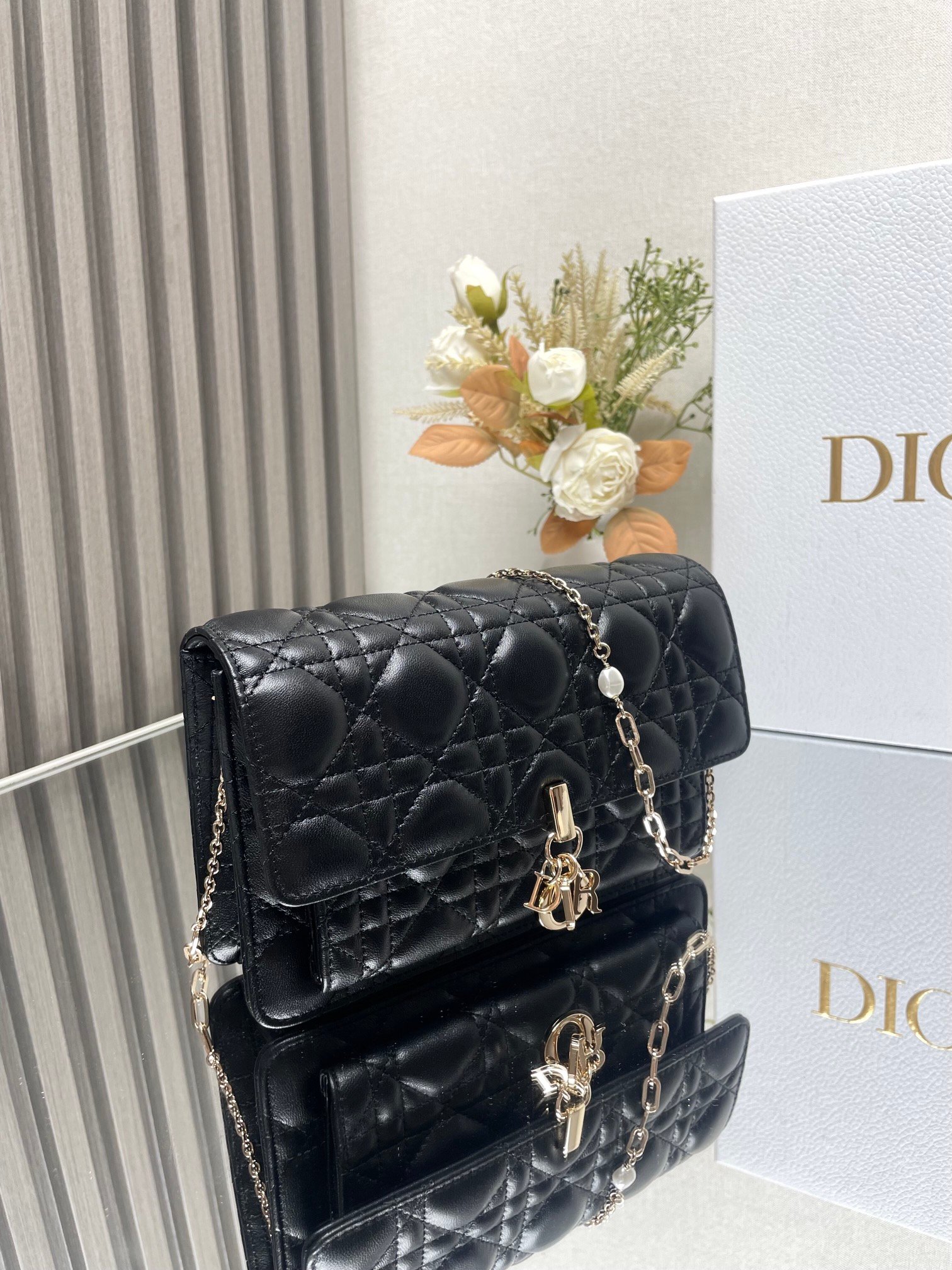 DIOR - Image 5
