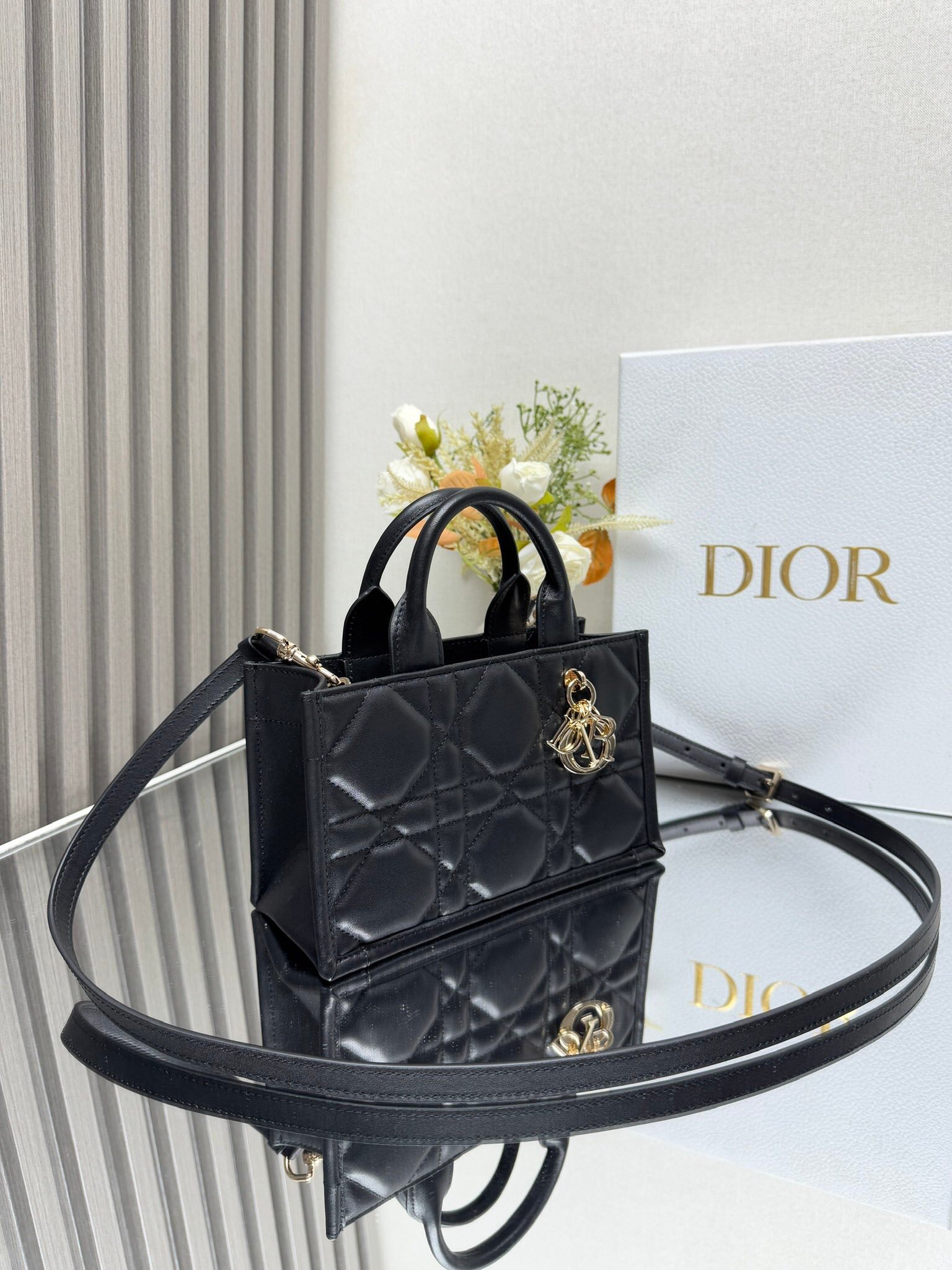 DIOR - Image 5