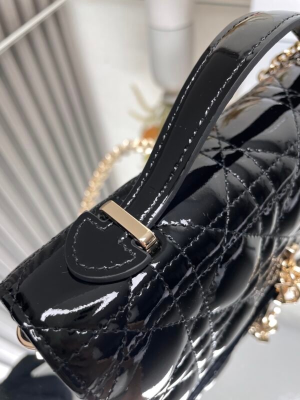 DIOR - Image 5