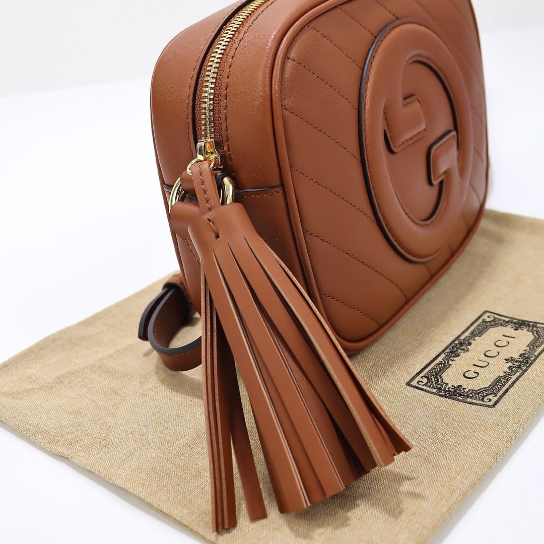 GUCCI 742360 - Image 6