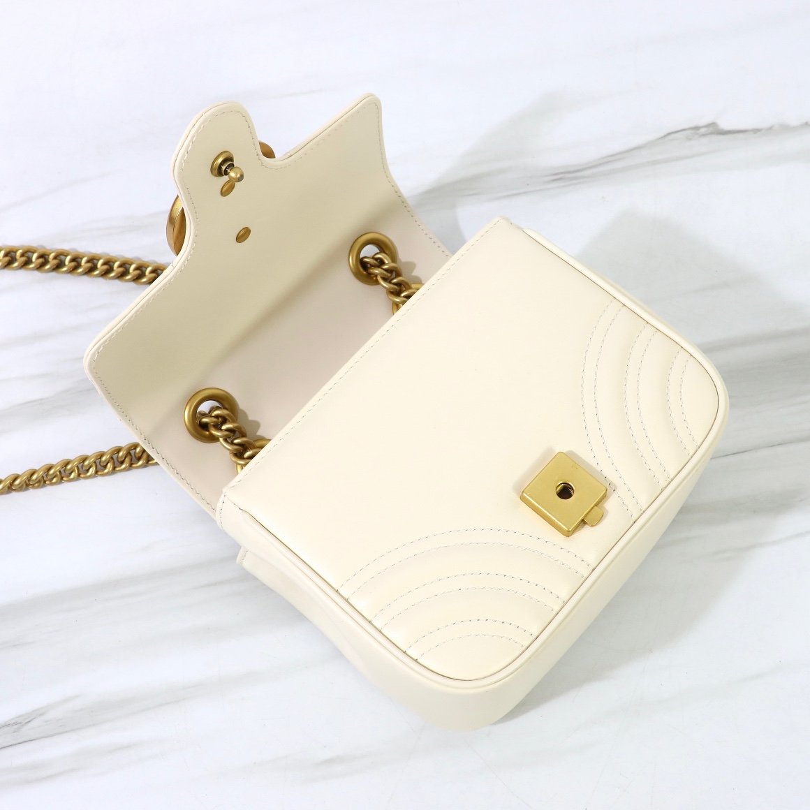 GUCCI 739682 - Image 6