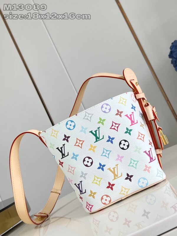 LV  M13089 - Image 5