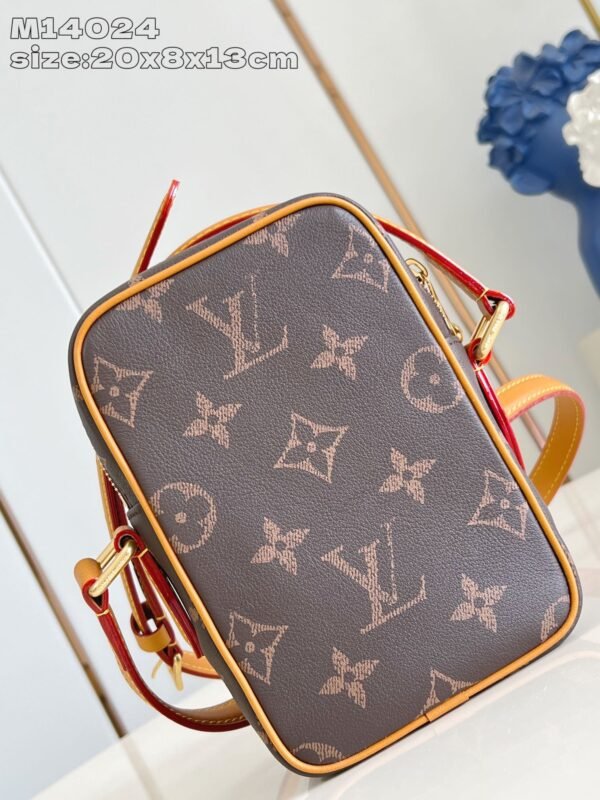 LV  M14024 - Image 5
