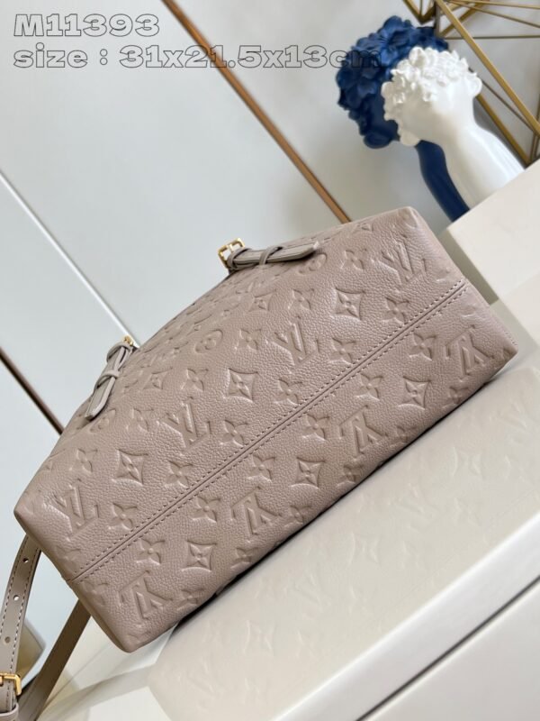 LV  M11393 - Image 6