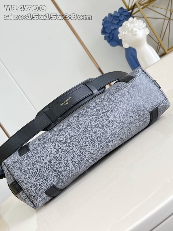 LV  M14700 - Image 6