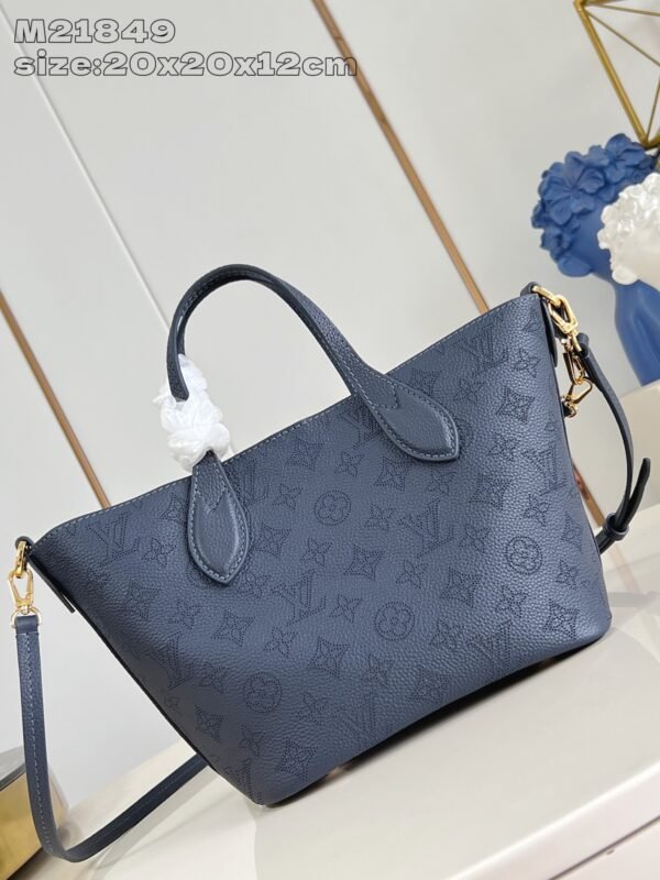 LV  M21849 - Image 6