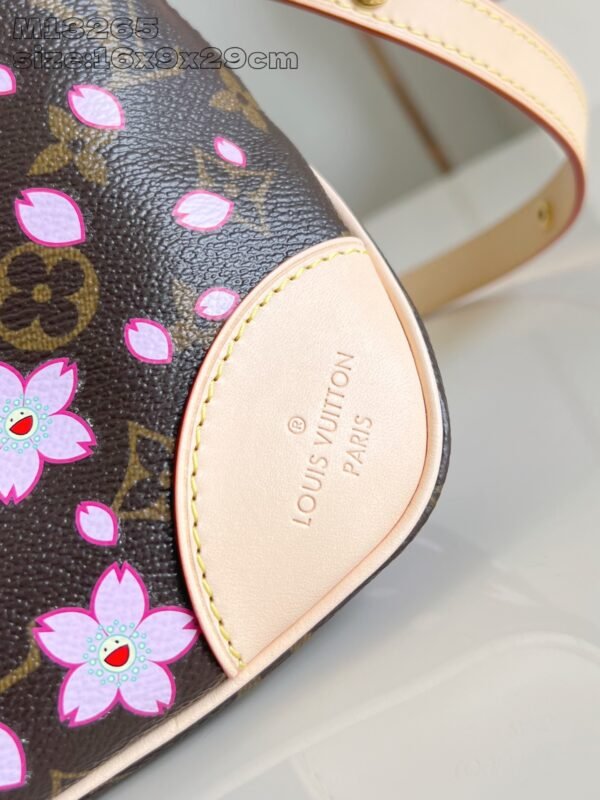 LV  M13265 - Image 6