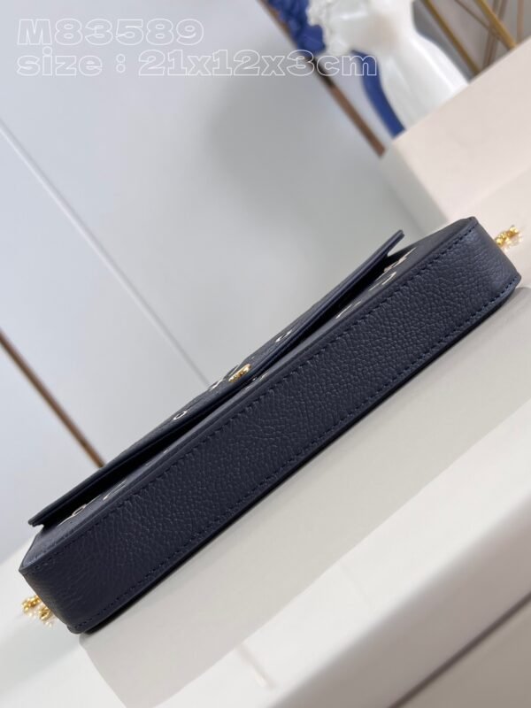 LV M83589 - Image 6