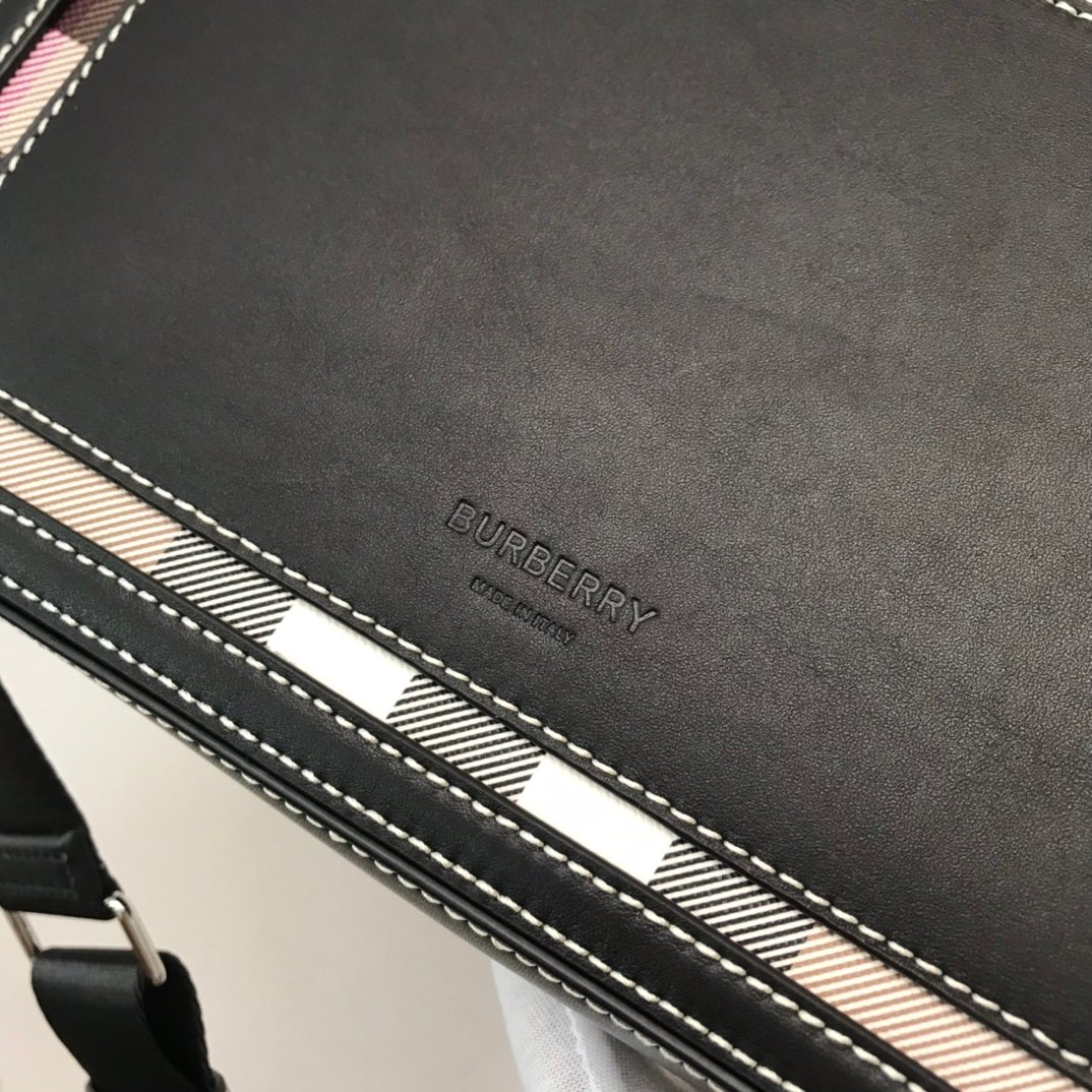 Burberry Bag - Image 6