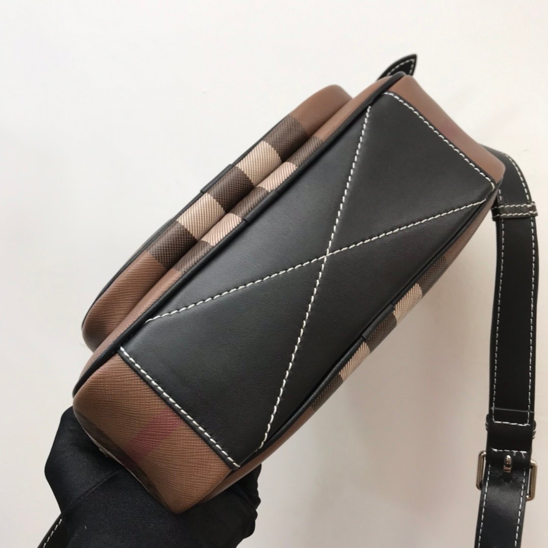 Burberry Bag - Image 6