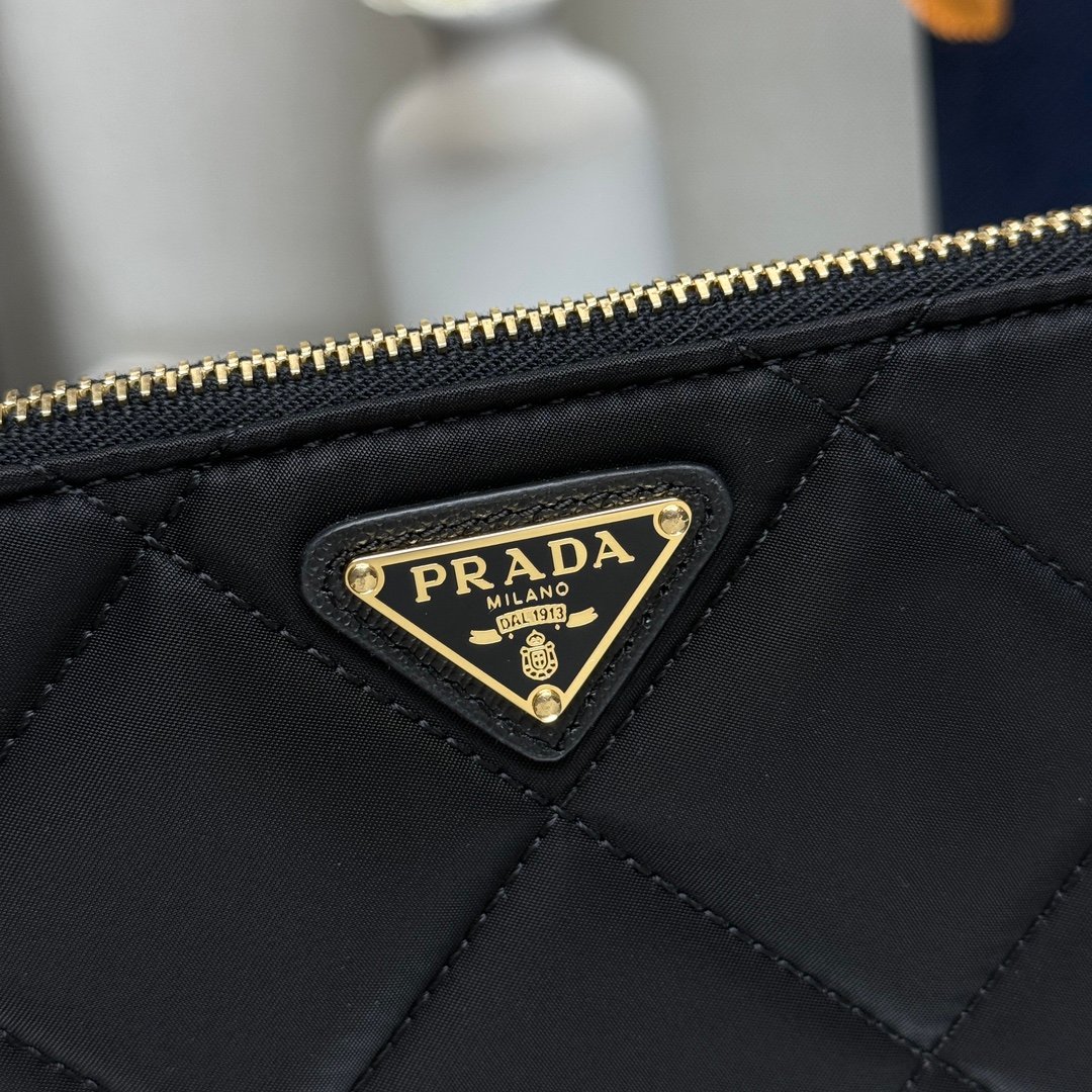 Prada Bag - Image 6