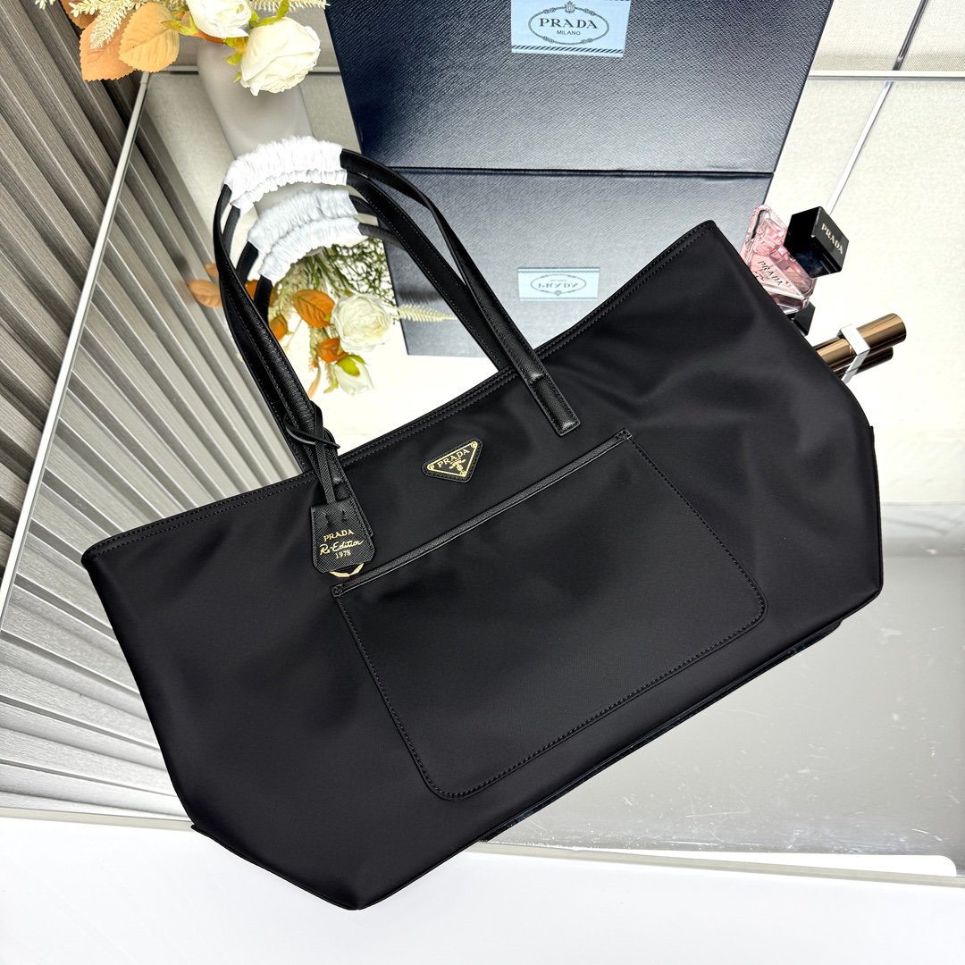 Prada Bag - Image 6