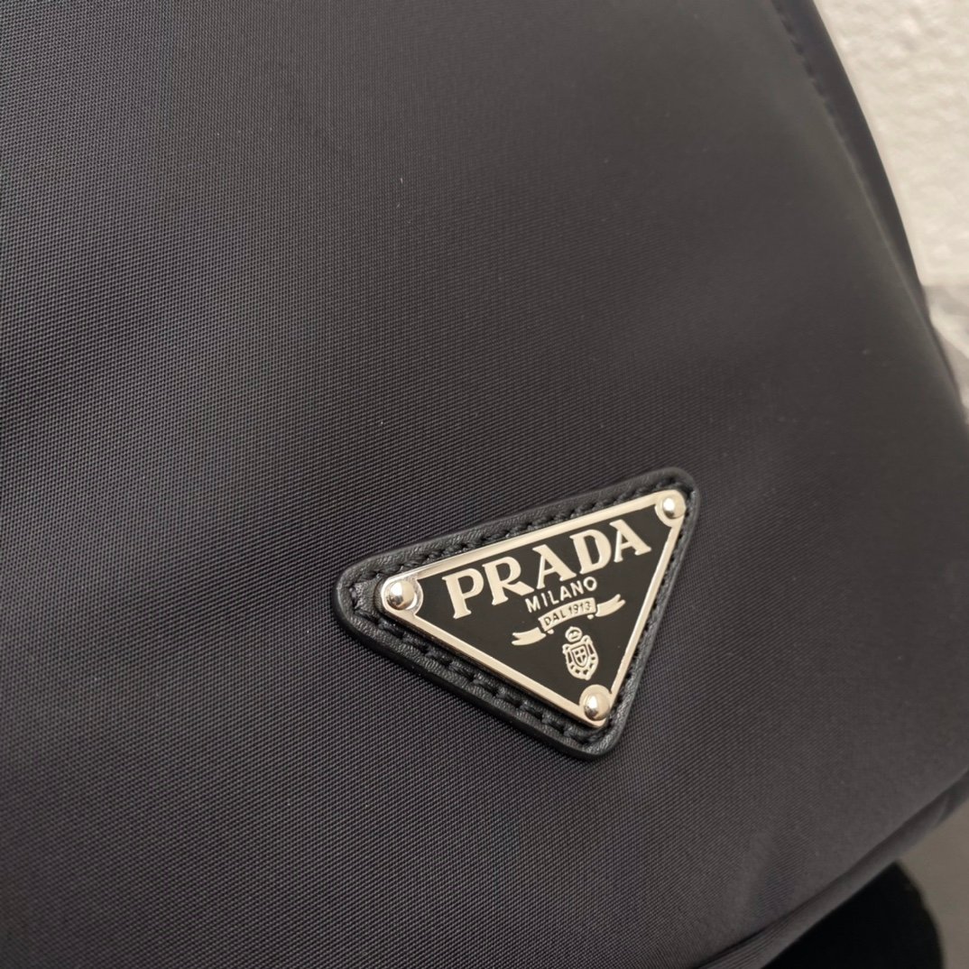 Prada Bag - Image 6