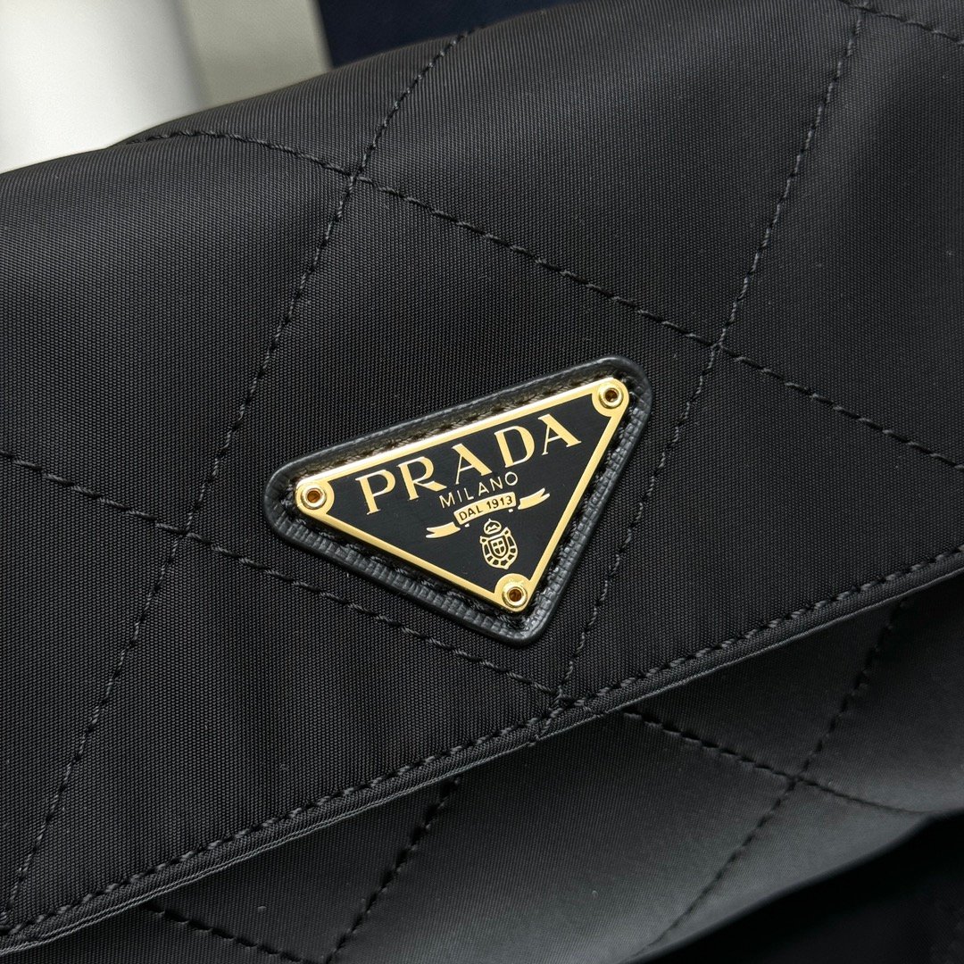 Prada Bag - Image 6