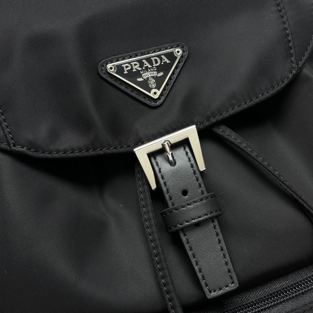 Prada Bag - Image 6