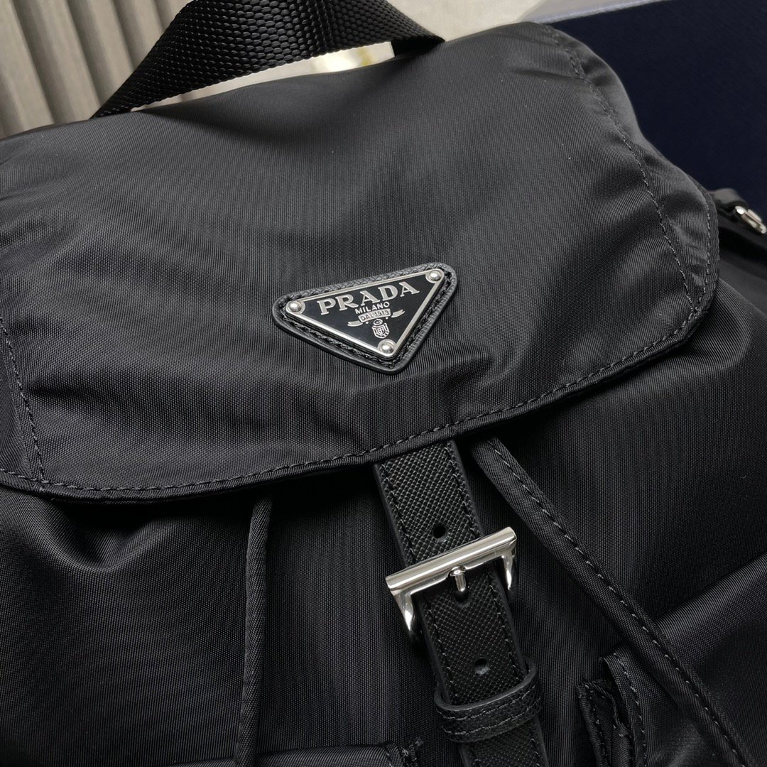 Prada Bag - Image 6