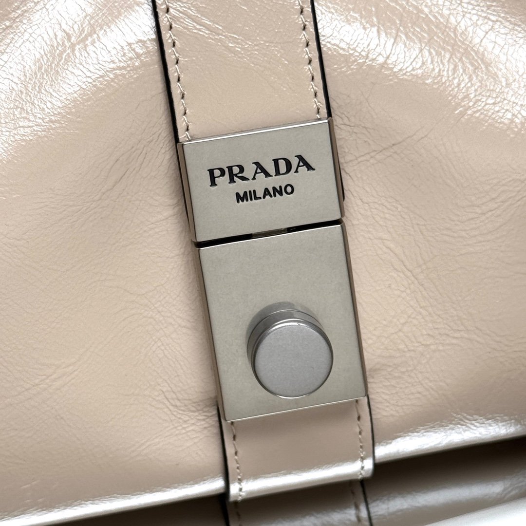 Prada Bag - Image 6