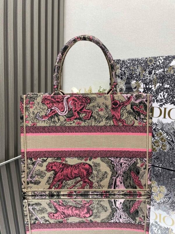 DIOR - Image 6