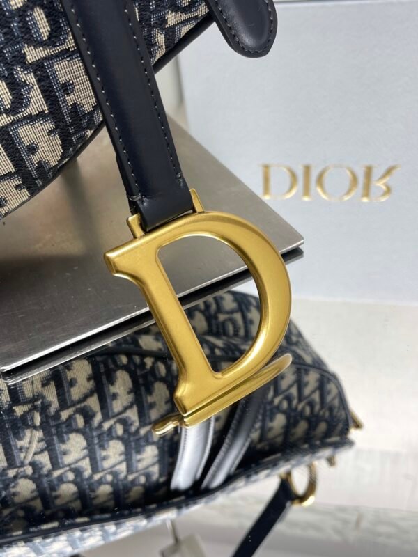 DIOR - Image 6