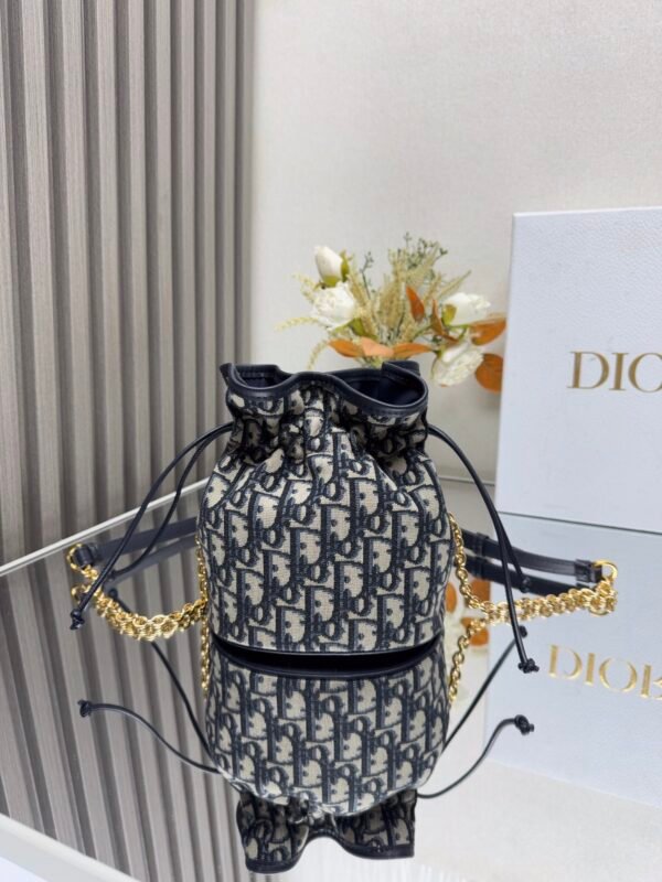 DIOR - Image 6