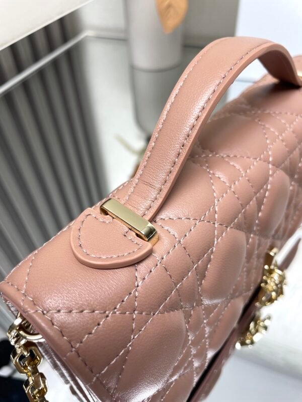 DIOR - Image 6