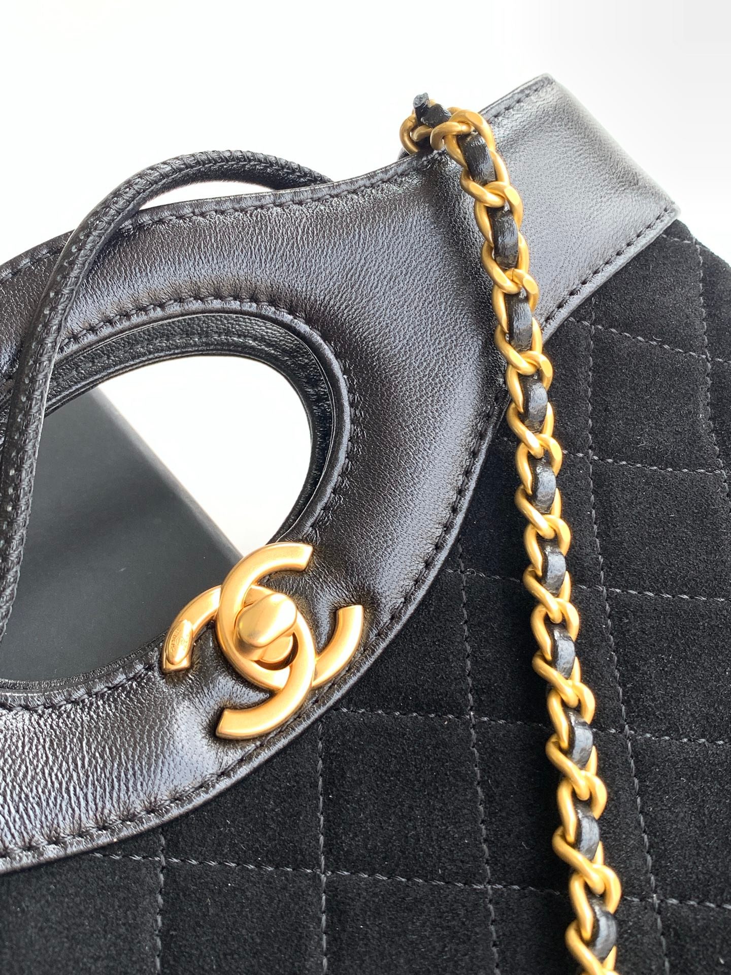 Chanel Bag - Image 2