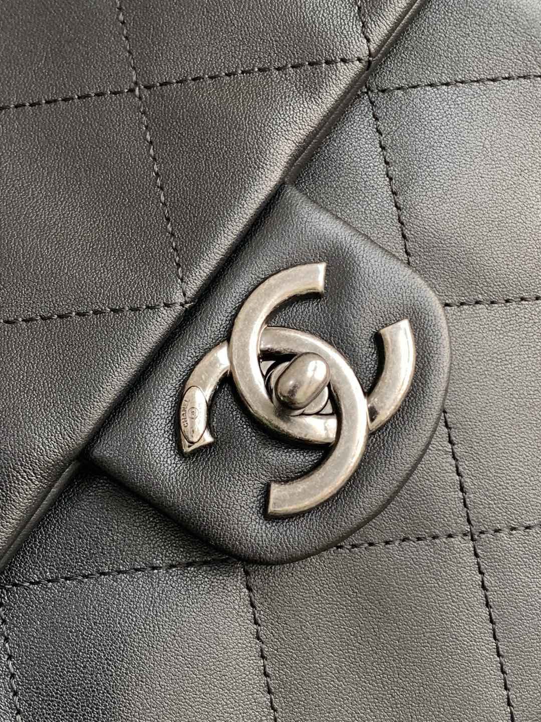 Chanel Bag - Image 2