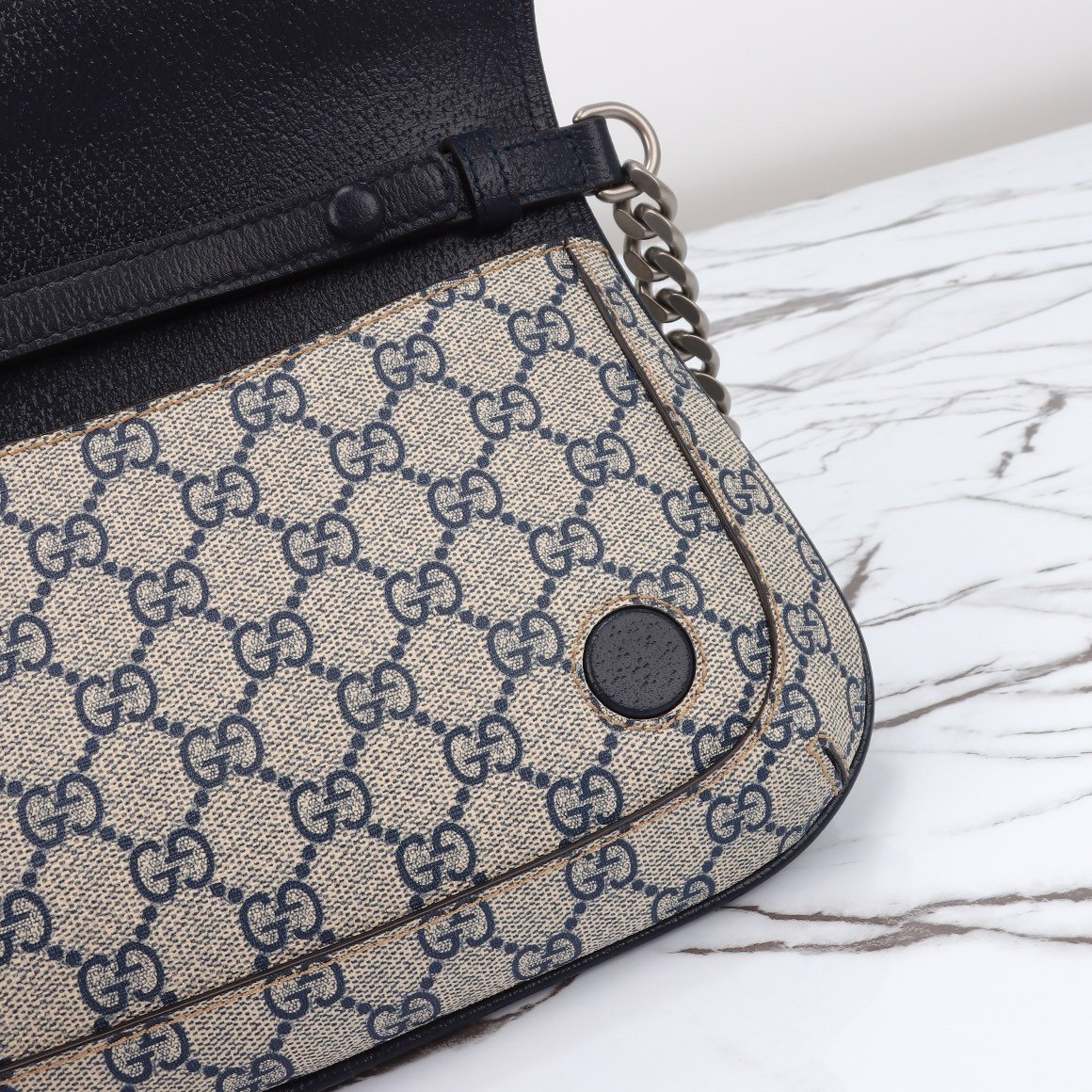 GUCCI 699268 - Image 7