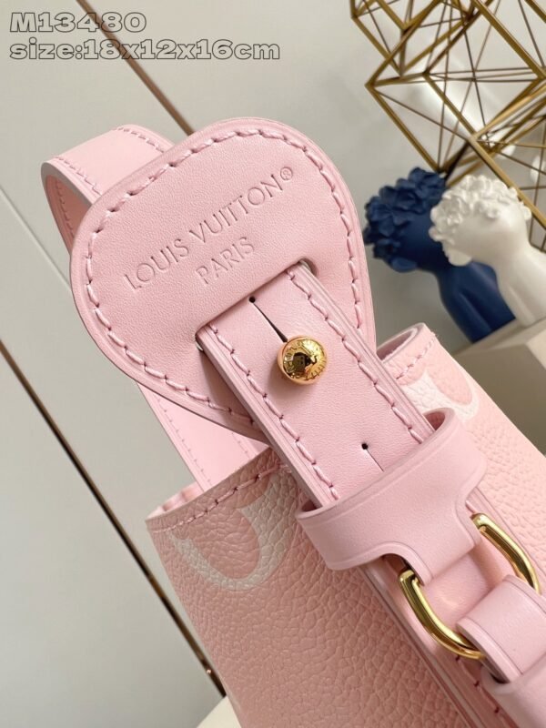 LV  M13480 - Image 6