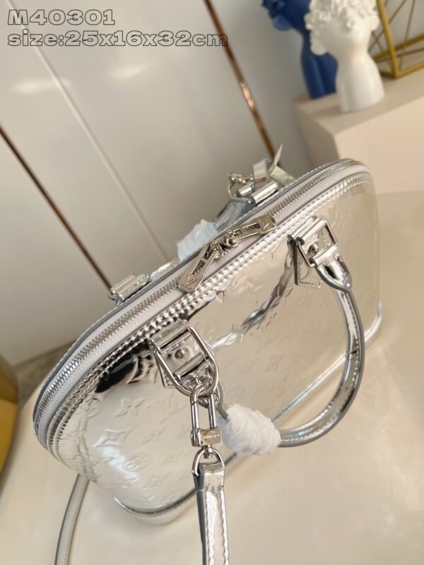 LV  M40301 - Image 6