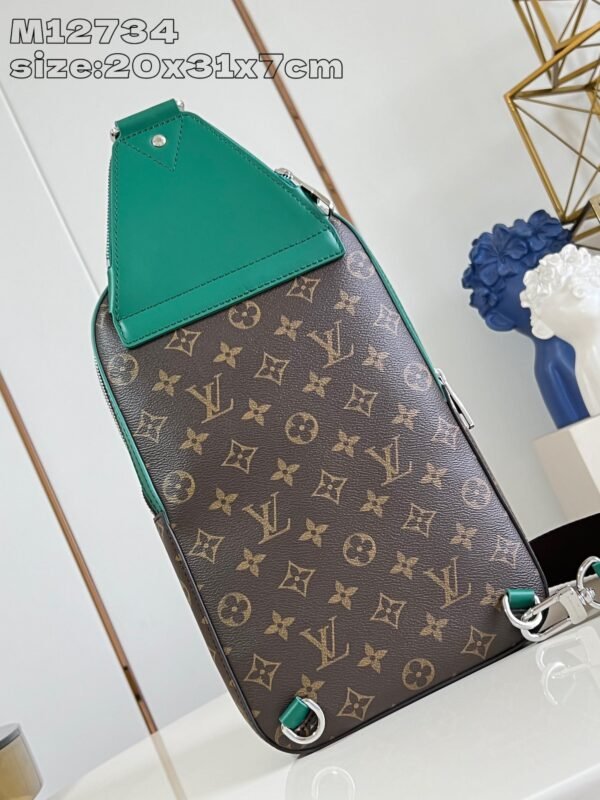 LV  M12734 - Image 7