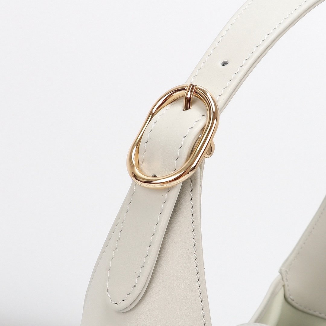 GUCCI 782849 - Image 7