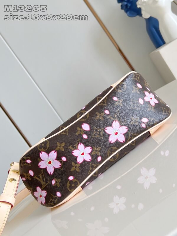 LV  M13265 - Image 7