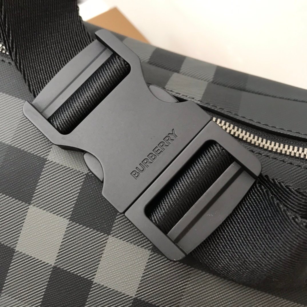 Burberry Bag - Image 7