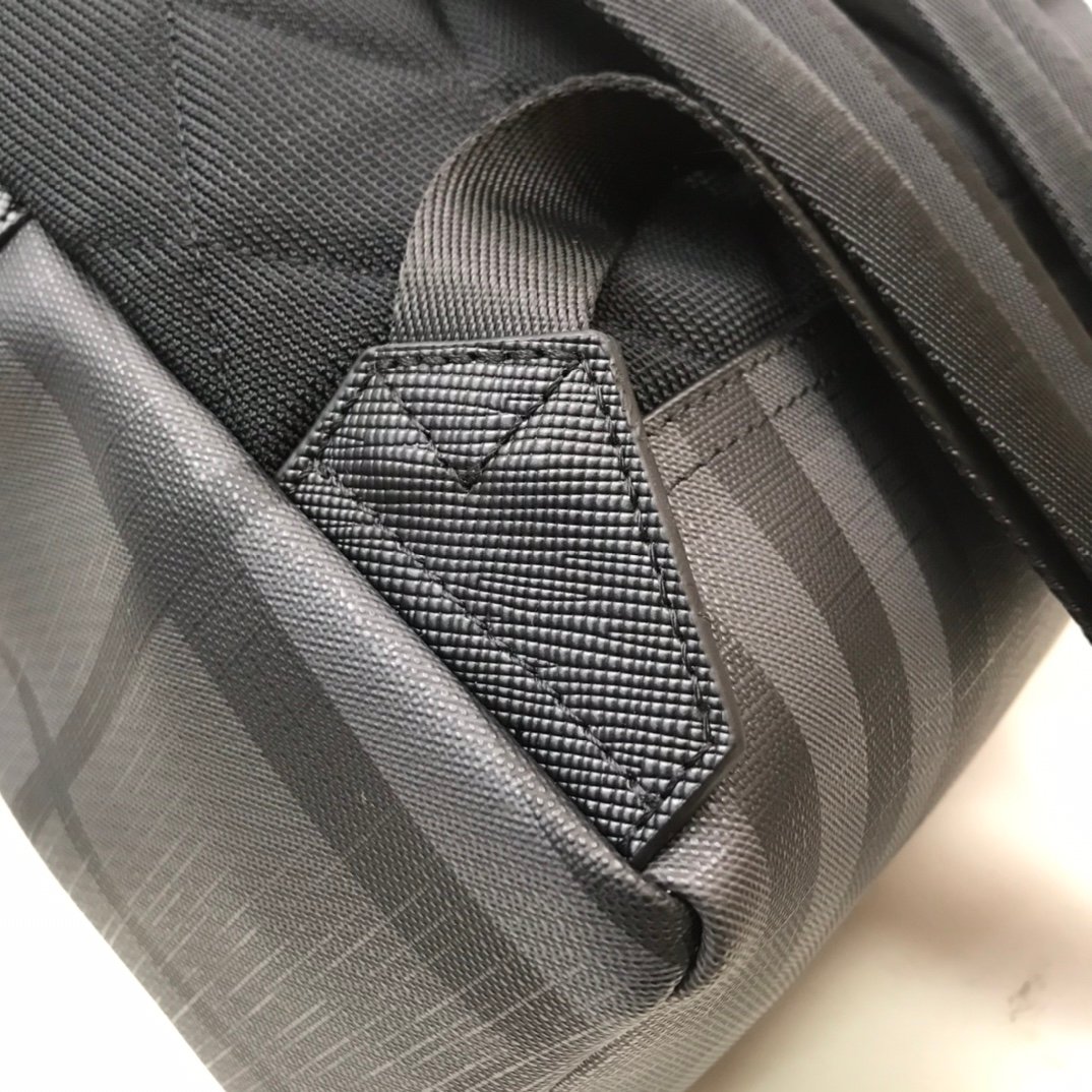 Burberry Bag - Image 7