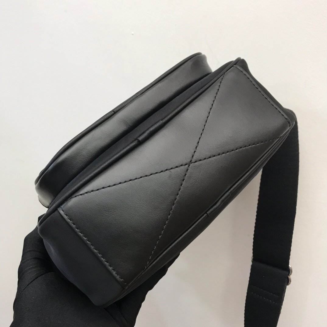 Burberry Bag - Image 7