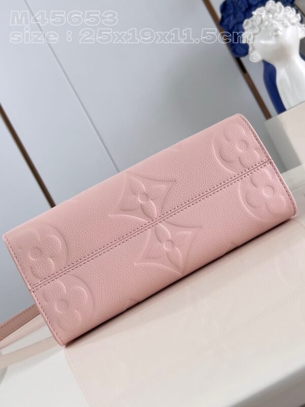 LV M45653 - Image 7