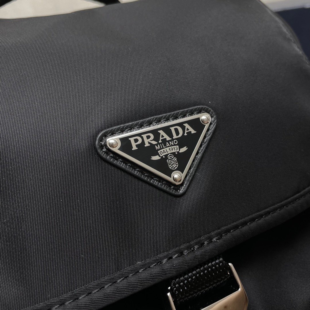 Prada Bag - Image 7