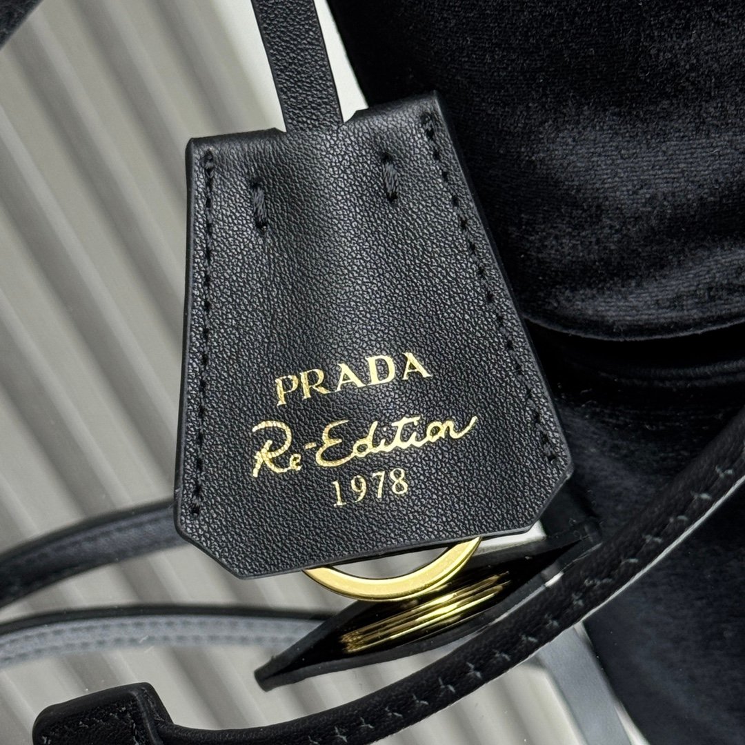 Prada Bag - Image 7