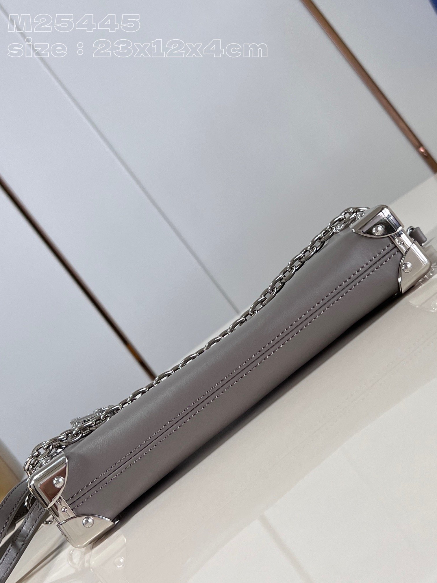 LV M25445 - Image 7