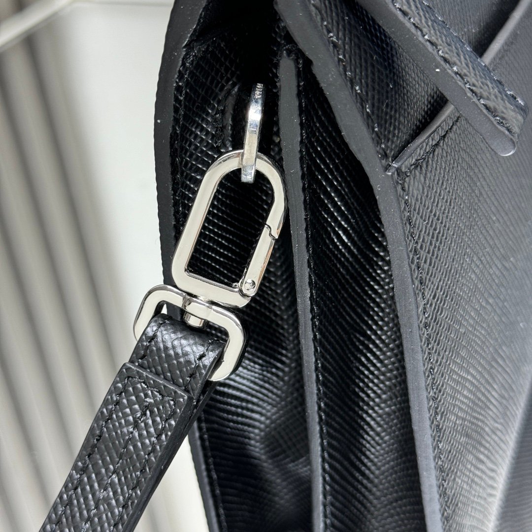 Prada Bag - Image 7