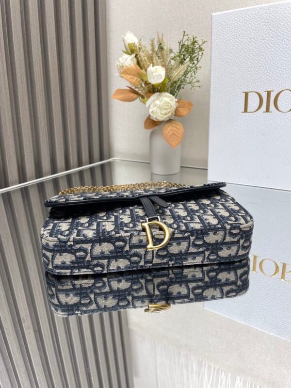DIOR - Image 7