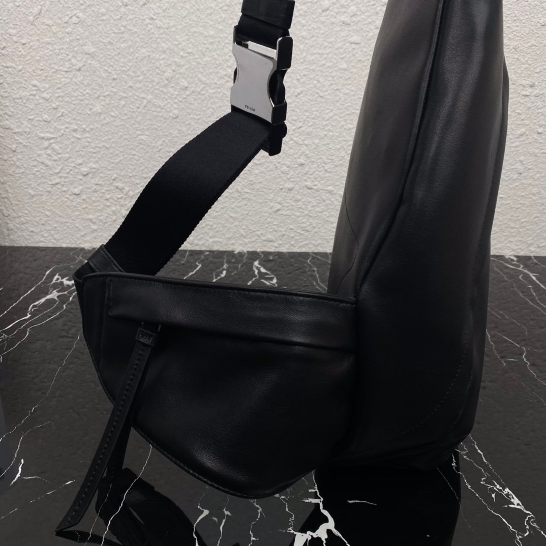 Prada Bag - Image 7