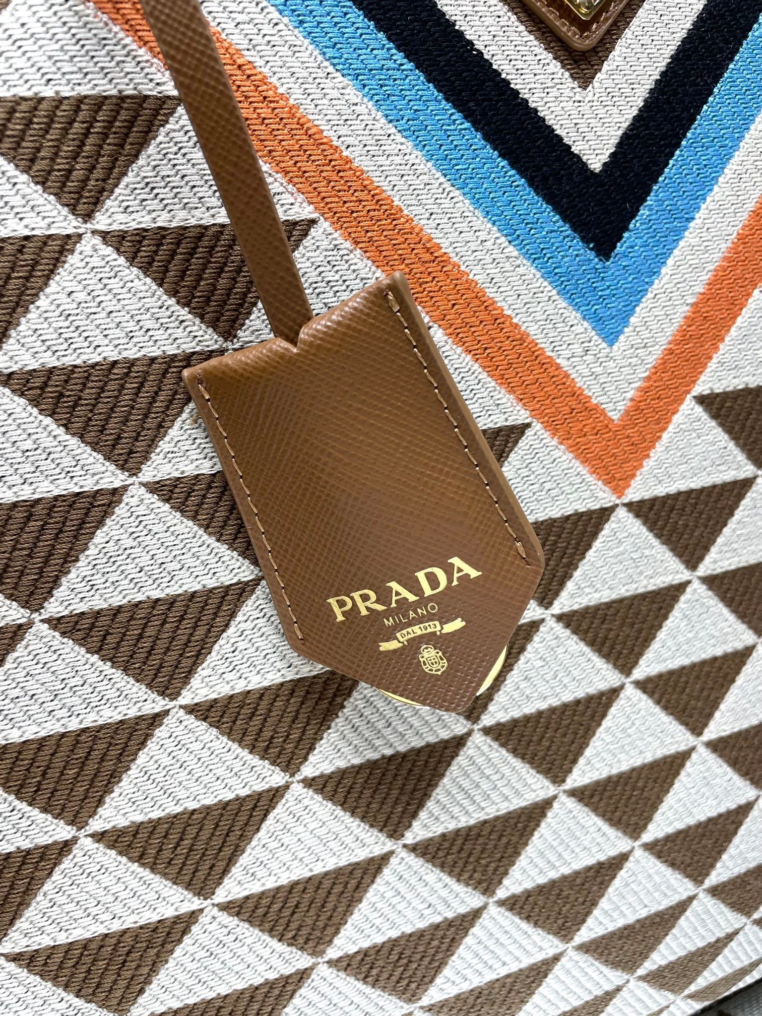 Prada Bag - Image 7